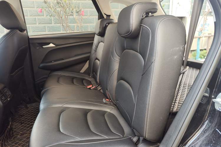 Used Baojun 530 2020 1.5T CVT Prestige Connected Version 7 Seats
