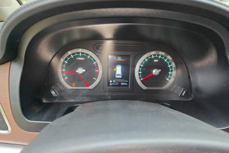 Used FORTHING Lingzhi 2020 M5L 1.6L Comfort Edition 7-Seater