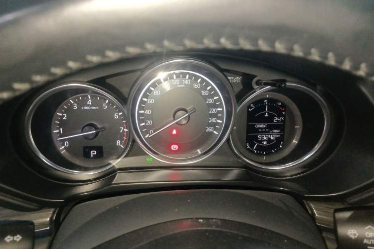 Used Mazda CX-5 2019 Cloud-Controlled Version 2.0L Automatic 2WD Smart Enjoyment Model China VI Standard Instrument Cluster