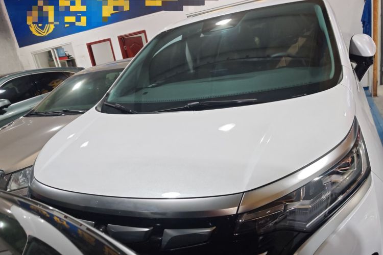 Used Denza D9 2023 DM-i 965 Luxury Model