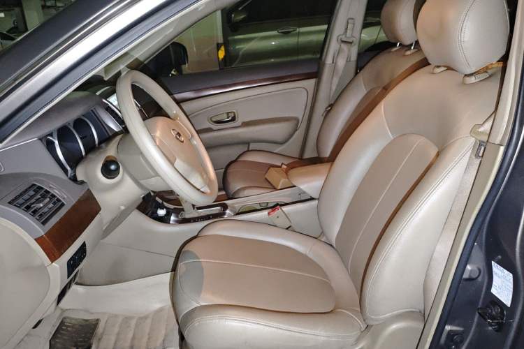 Used Nissan Sylphy 2009 1.6XE Automatic Comfort Edition Left Front Seat