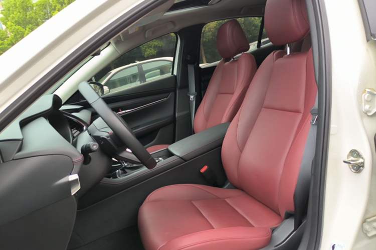 Used Mazda 3 Axela 2023 2.0L Automatic ZhiZhen Edition Left Front Seat