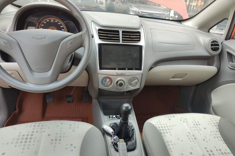 Used Chevrolet Sail 2013 Sedan 1.2L Manual Fashionable Happiness Edition