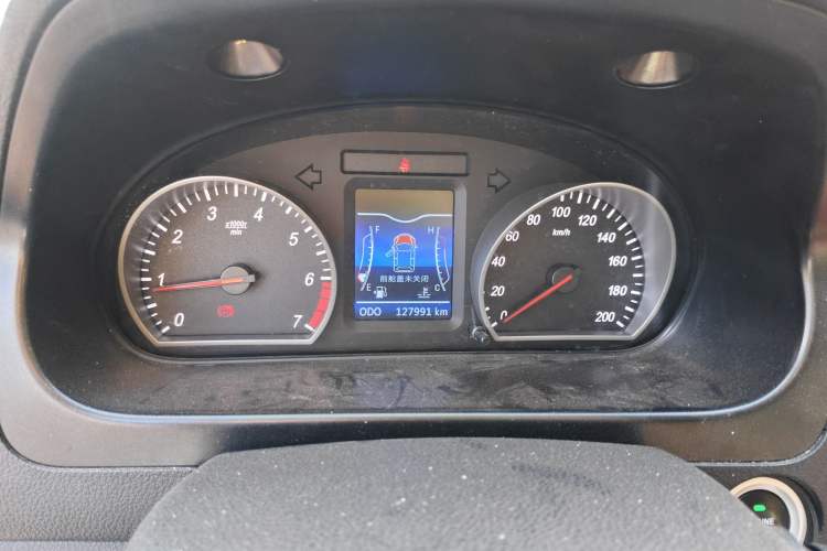 Used HYOSOW H2 2015 1.5L Manual Luxury Version BJ415C
