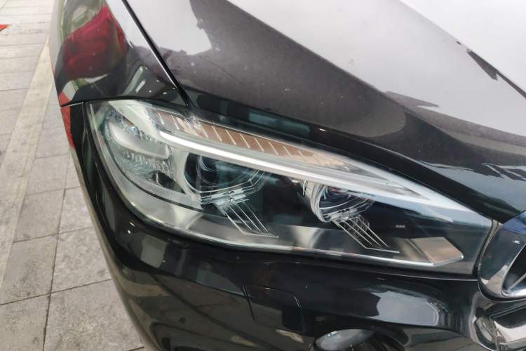 Used BMW X5 2017 xDrive35i Elegant Edition Right Front Headlight