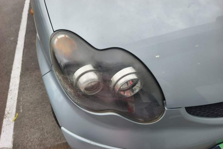 Used BYD F0 2012 1.0L XuanKu Trim Right Front Headlight