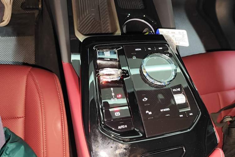 Used BMW 5 Series 2024 530Li Leading Model M Sport Package Gear Lever