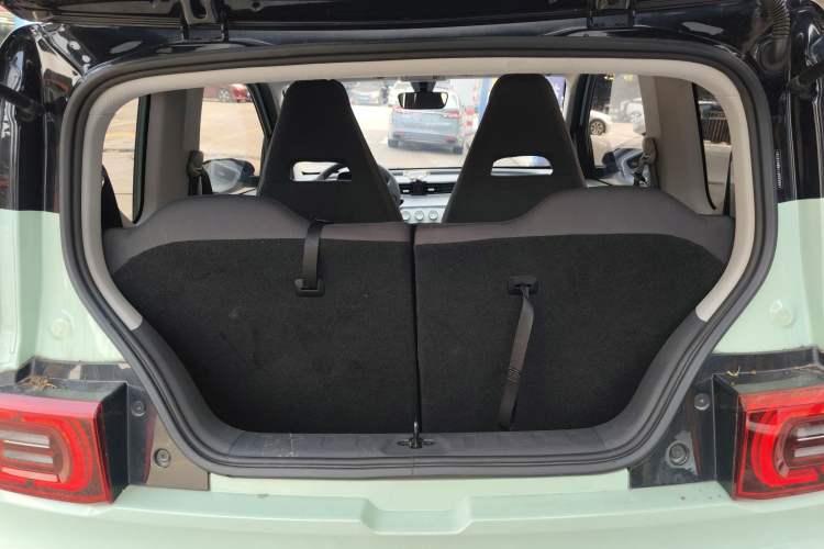 Used Wuling Hongguang MINIEV 2022 Macaron Premium Model – Lithium Iron Phosphate