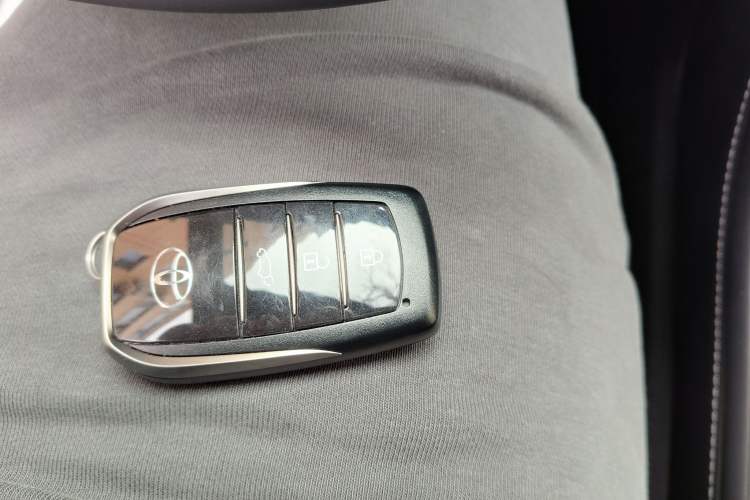 Used Toyota Crown Kluger 2026 Model 2.5L HEV All-Wheel-Drive Prestige Edition Interior 1