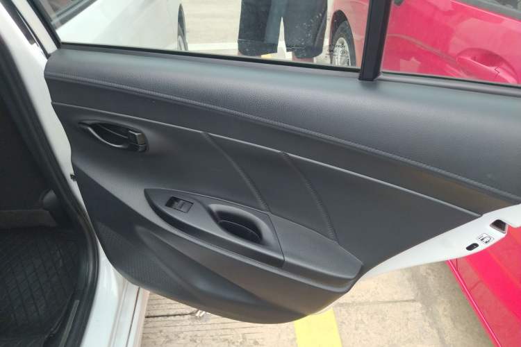 Used Toyota YARiS L Zhi Xiang 2018 1.5E CVT Champion Limited Edition Right Rear Door Interior