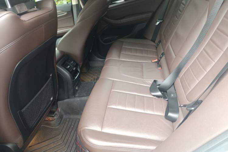 Used BMW X3 2018 xDrive28i Luxury Package China V Left Rear Seat