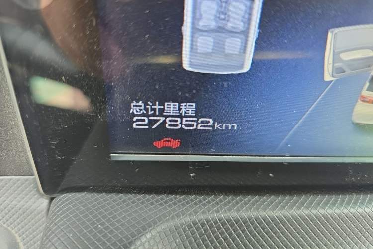Used Wuling Hongguang MINIEV 2022 Macaron Premium Model – Lithium Iron Phosphate Odometer Close Up