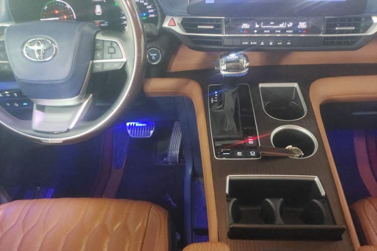 Used Toyota SIENNA 2023 2.5L Hybrid Comfort Edition Gear Lever