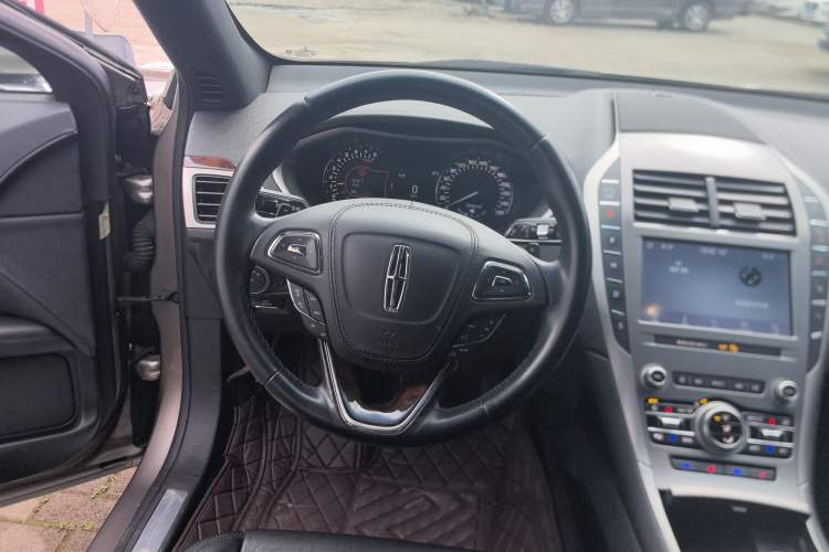 Used Lincoln MKZ 2019 2.0T Luxury Edition China VI Standard
