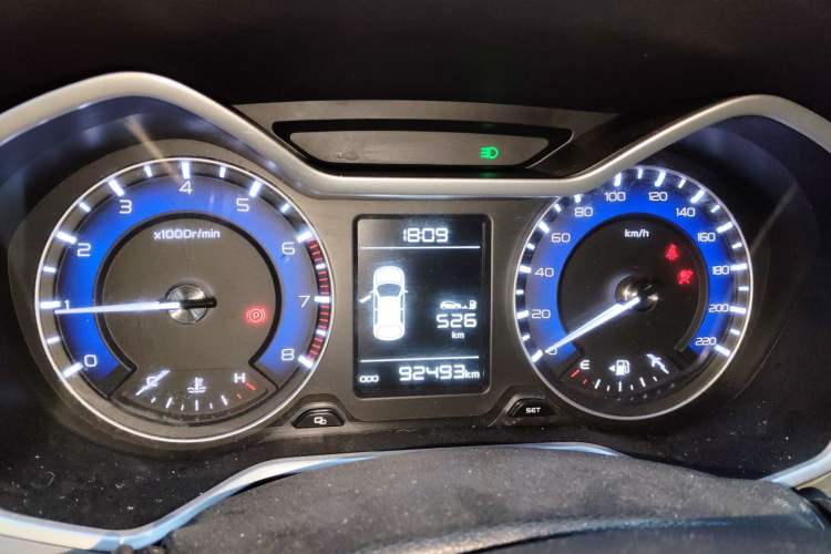 Used Geely Auto Vision X3 2019 Upgraded Model 1.5L Manual Elite Version Instrument Cluster