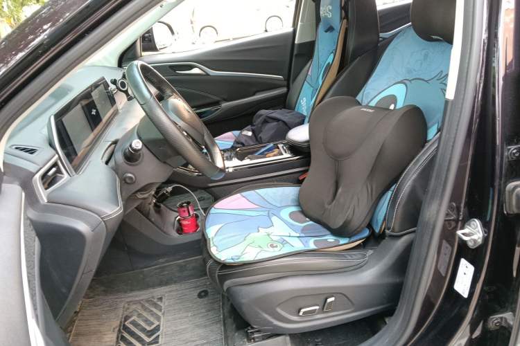 Used NETA U 2022 Pro 400 Comfort Edition Left Front Seat