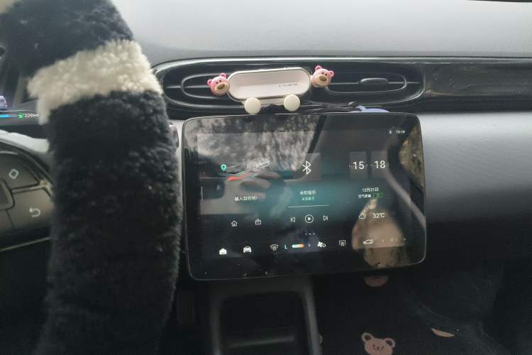 Used Leapmotor T03 2020 400 Luxury Edition Audio And AC Panel