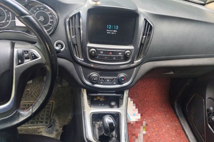 Used Baojun 560 2015 1.8L manual luxury version