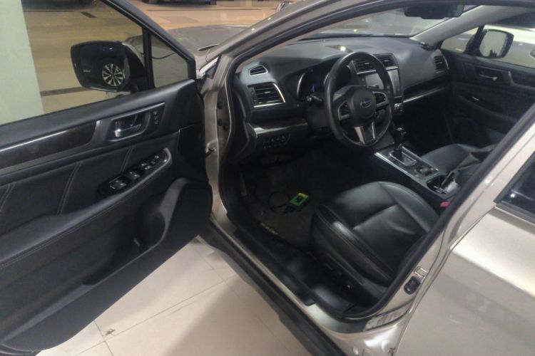 Used Subaru Outback 2017 2.5i Luxury Navigation Edition
