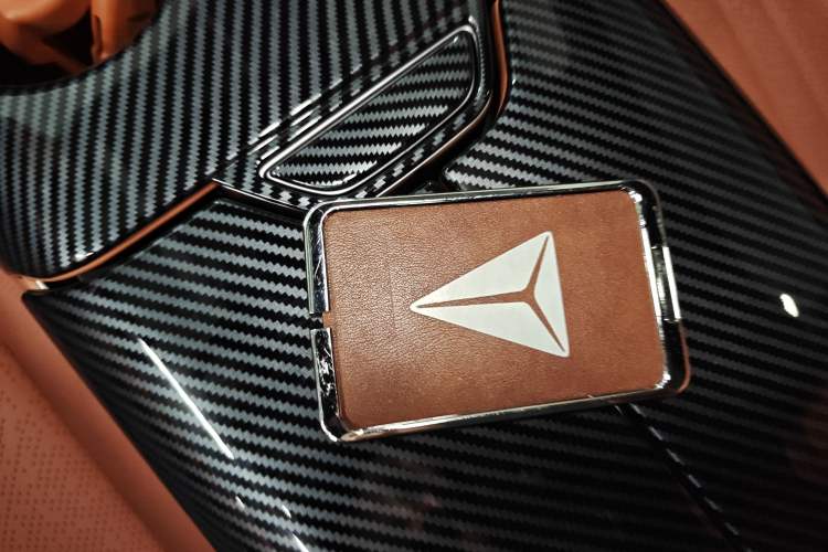 Used Deepal S07 2025 215Max Huawei Qiankun Intelligent Driving ADS SE Range-Extended Version Vehicle Key