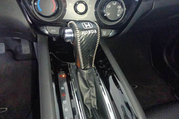 Used Honda Vezel 2017 1.5L CVT 2WD Comfort Model
