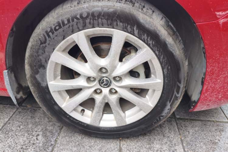 Used Mazda Atenza 2017 2.0L Blue Sky Luxury Edition Exterior 1