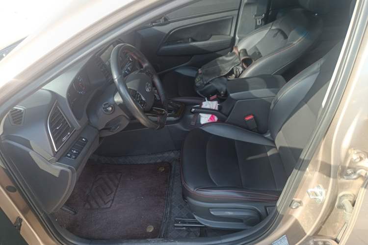 Used Hyundai Elantra (6th Generation / Lingdong) 2018 1.4T Dual-Clutch Xuan Dong · Dynamic Edition Left Front Seat