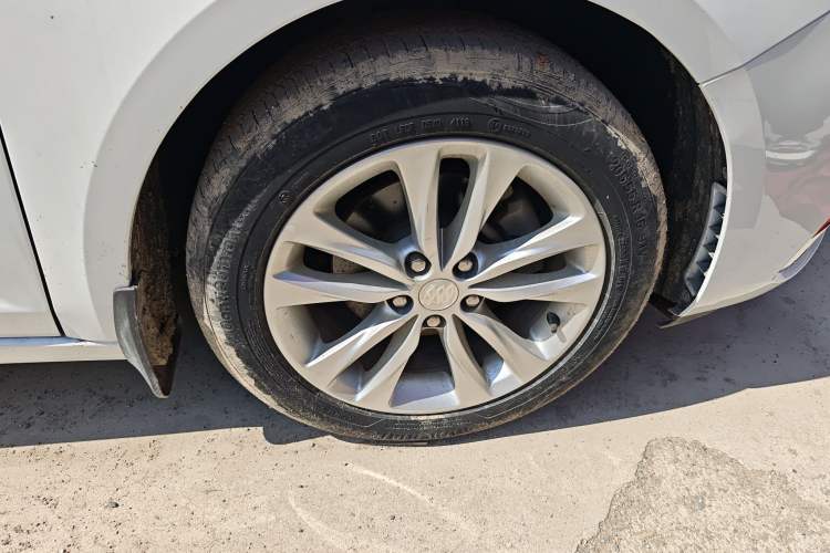 Used Buick Verano 2018 Sedan 20T Dual-Clutch Leading Model
