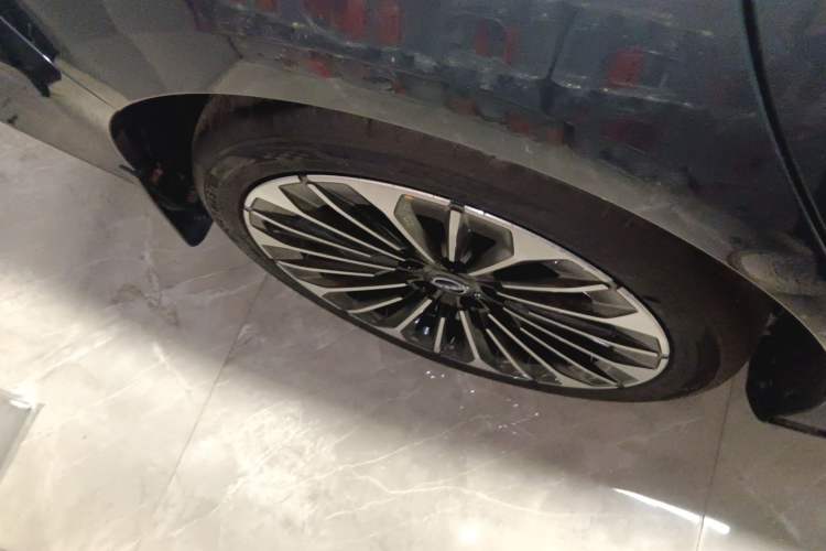 Used Nissan N7 2025 510 Pro