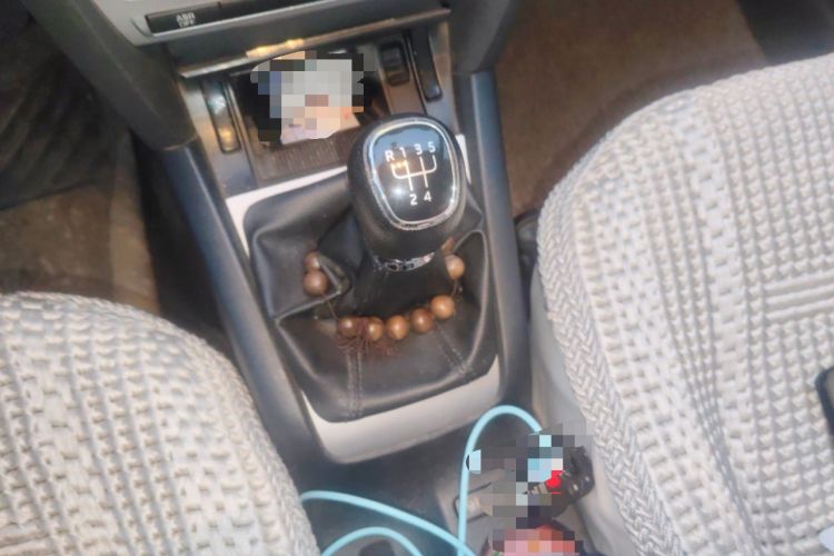 Used Skoda Octavia 2014 1.6L Manual Yijie Edition Gear Lever