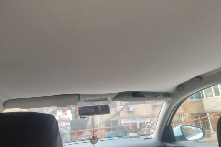 Used Volkswagen Bora 2014 1.6L Manual Fashion Edition Headliner