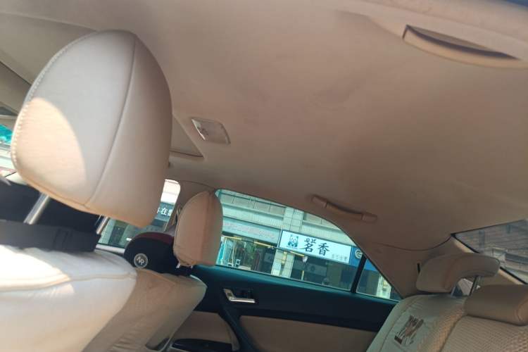 Used Toyota Reiz 2010 2.5V Fashion Elite Edition Headliner