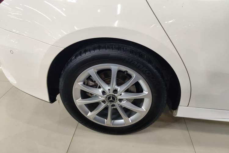 Used Mercedes-Benz A-Class 2019 A 200 L Sport Sedan Exterior 5