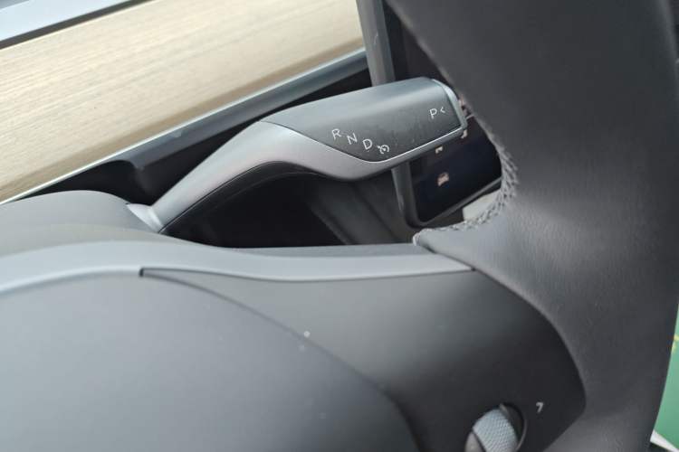 Used Tesla Model Y 2022 Rear-Wheel-Drive Version
