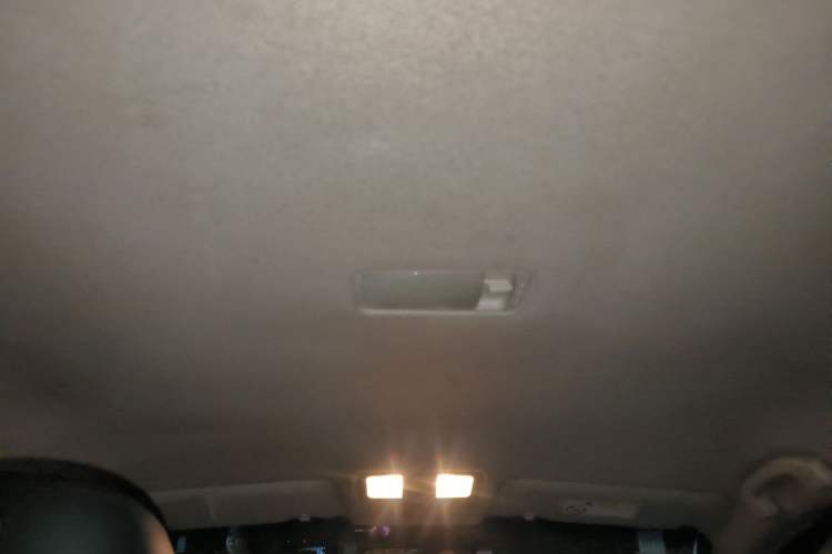 Used Nissan Sylphy 2012 Classic 1.6XE Automatic Comfort Edition Headliner
