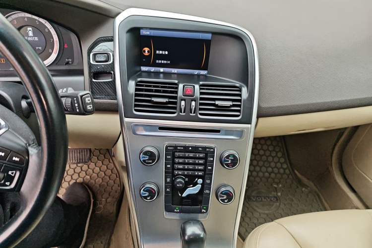 Used Volvo XC60 2012 T5 Prestige Edition