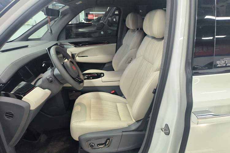 Used Zeekr 009 2022 WE Edition