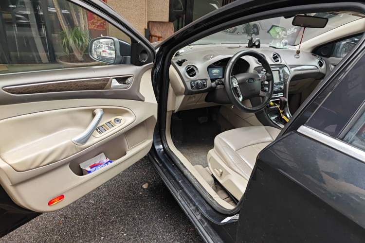 Used Ford Mondeo 
