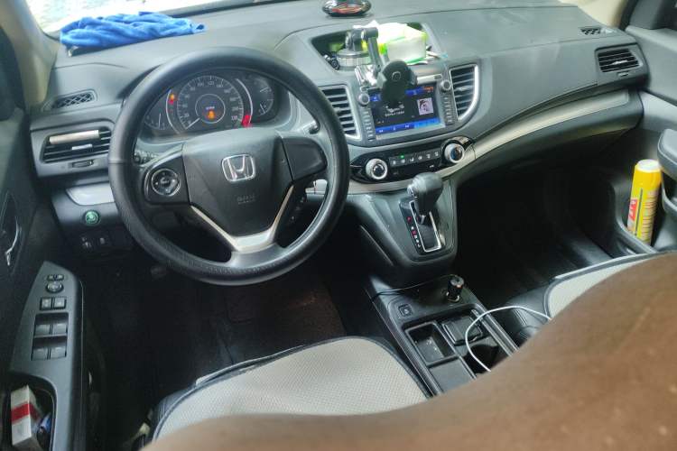 Used Honda CR-V 2016 2.0L two-wheel drive Urban Edition
