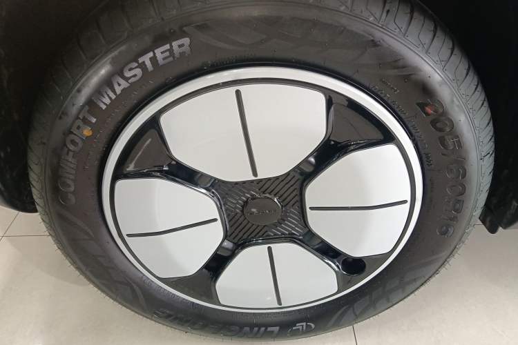 Used Geely Galaxy Geome 2025 310km Youth Edition
