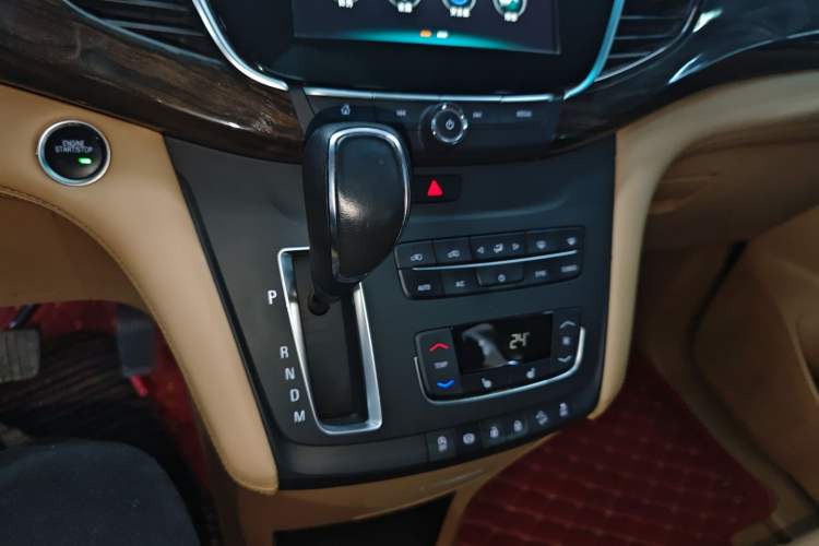 Used Buick GL8 2017 ES 28T Premium Version China V Standard