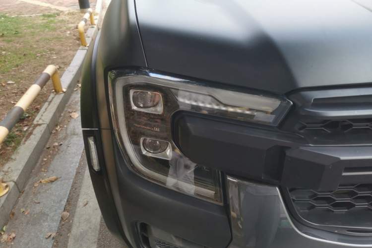 Used Ford Ranger 2023 Wild Terrain 4x4 Automatic Version Gasoline Right Front Headlight