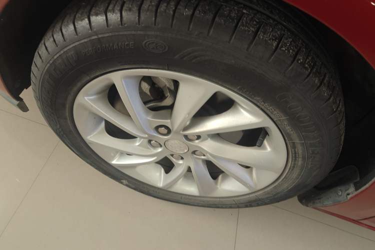 Used Buick Verano 2016 Hatchback 15S Automatic Ambition Model Exterior 4