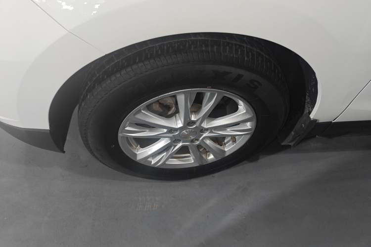 Used Chevrolet Equinox 2019 535T Automatic YuJie Edition China VI
