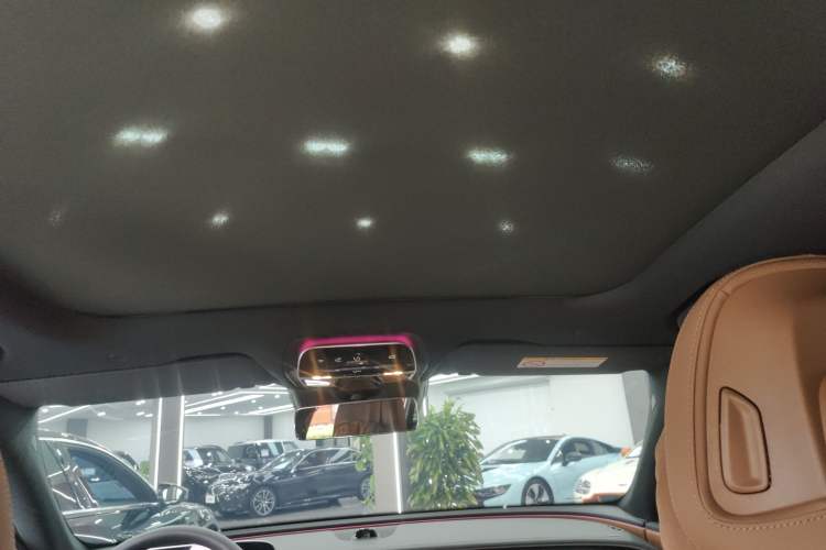 Used Mercedes-Benz E-Class 2025 Facelift E 300 L Luxury Edition Headliner