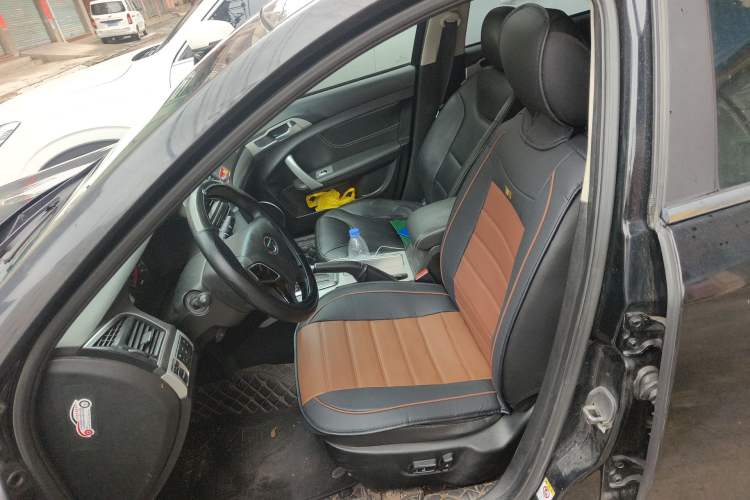 Used GAC Trumpchi GA5 2013 2.0L Automatic Elite Edition