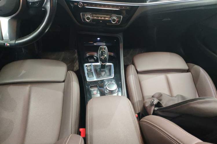 Used BMW 1 Series 2023 120i M Sport Night Edition Gear Lever