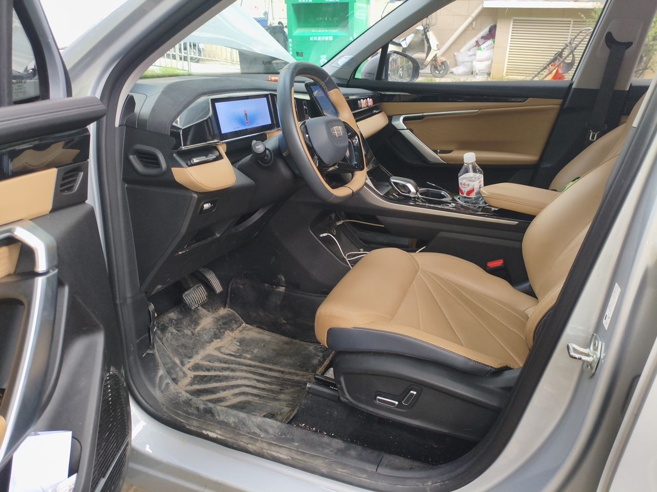 Geely Auto FX11 2023 1.5TD DCT Prestige Edition — снимка 15
