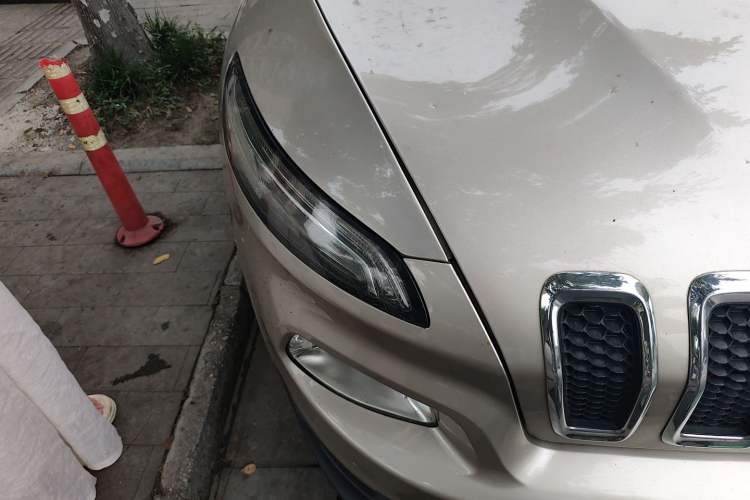 Used Jeep Cherokee 2017 2.0L Superior Edition Right Front Headlight