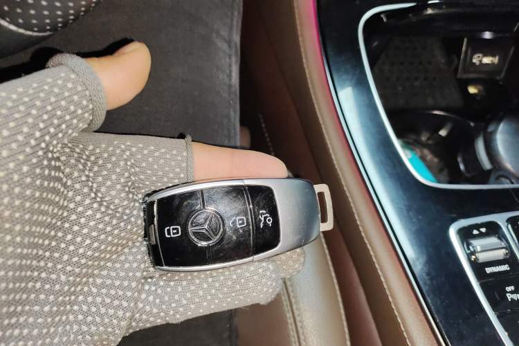 Used Mercedes-Benz E-Class 2016 E 200 L Sport Edition
